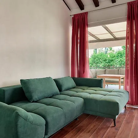 Spadici Next To The Sea Villa